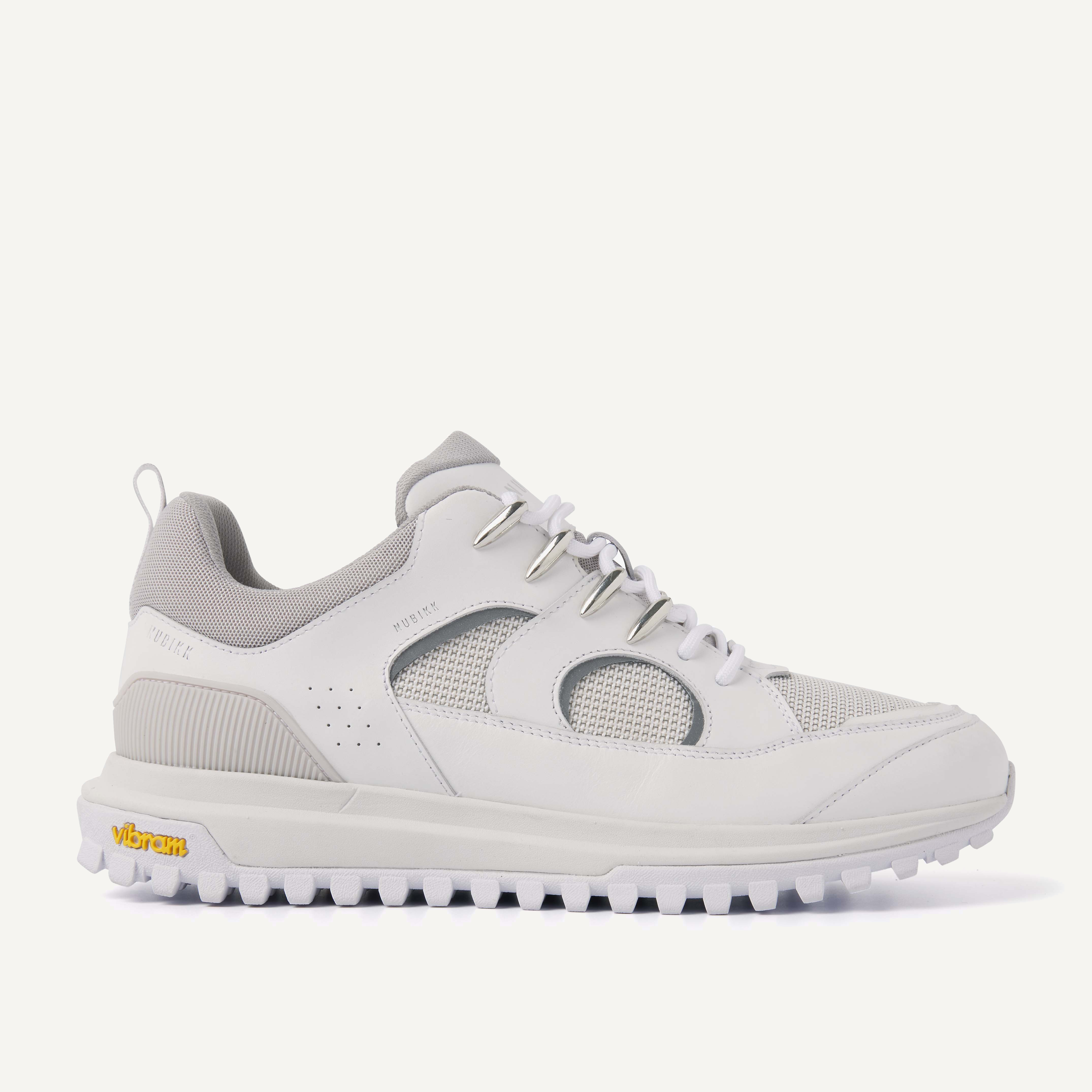 Terreno Trek | White sneakers for men