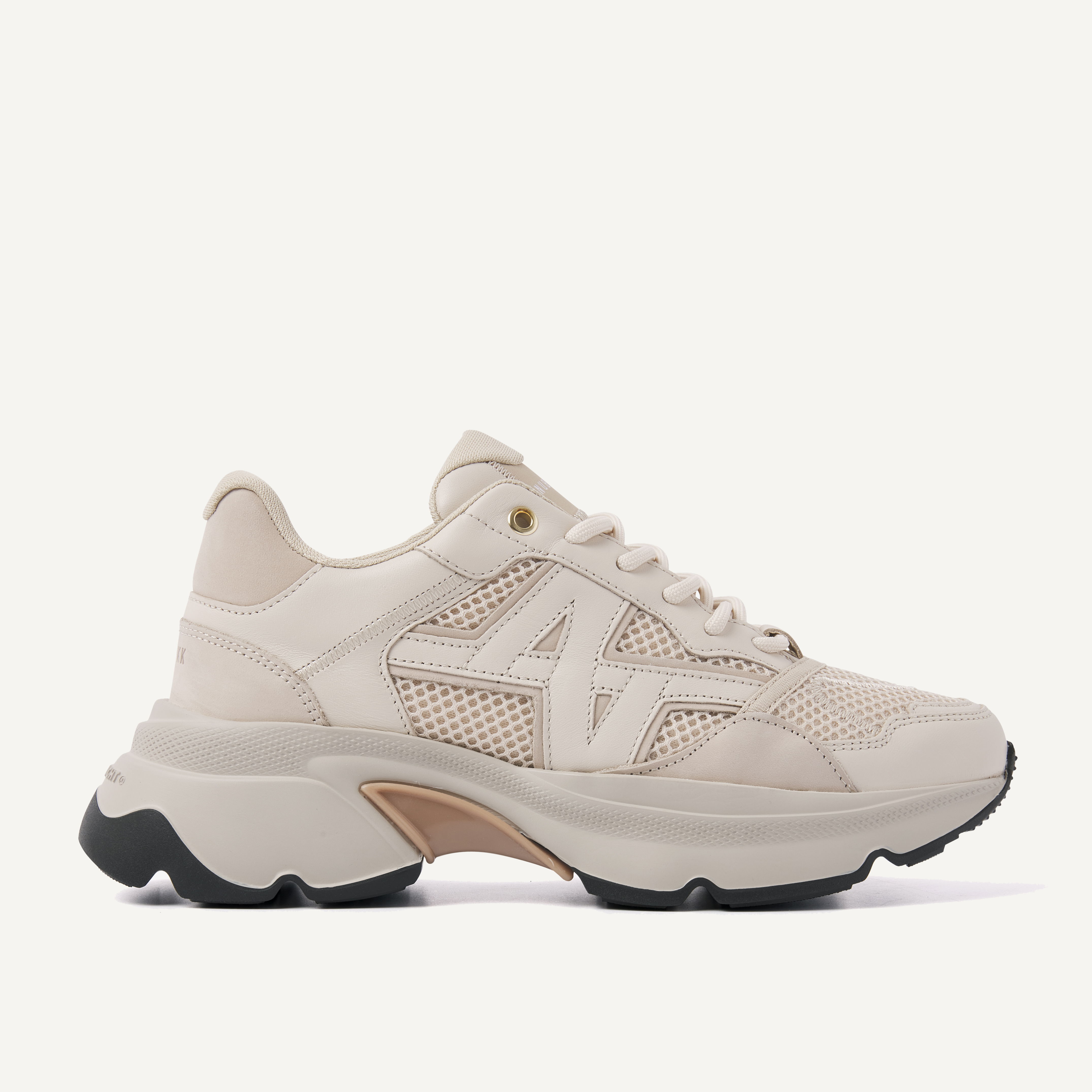 Ross Trek Edge | Beige Sneakers for Women