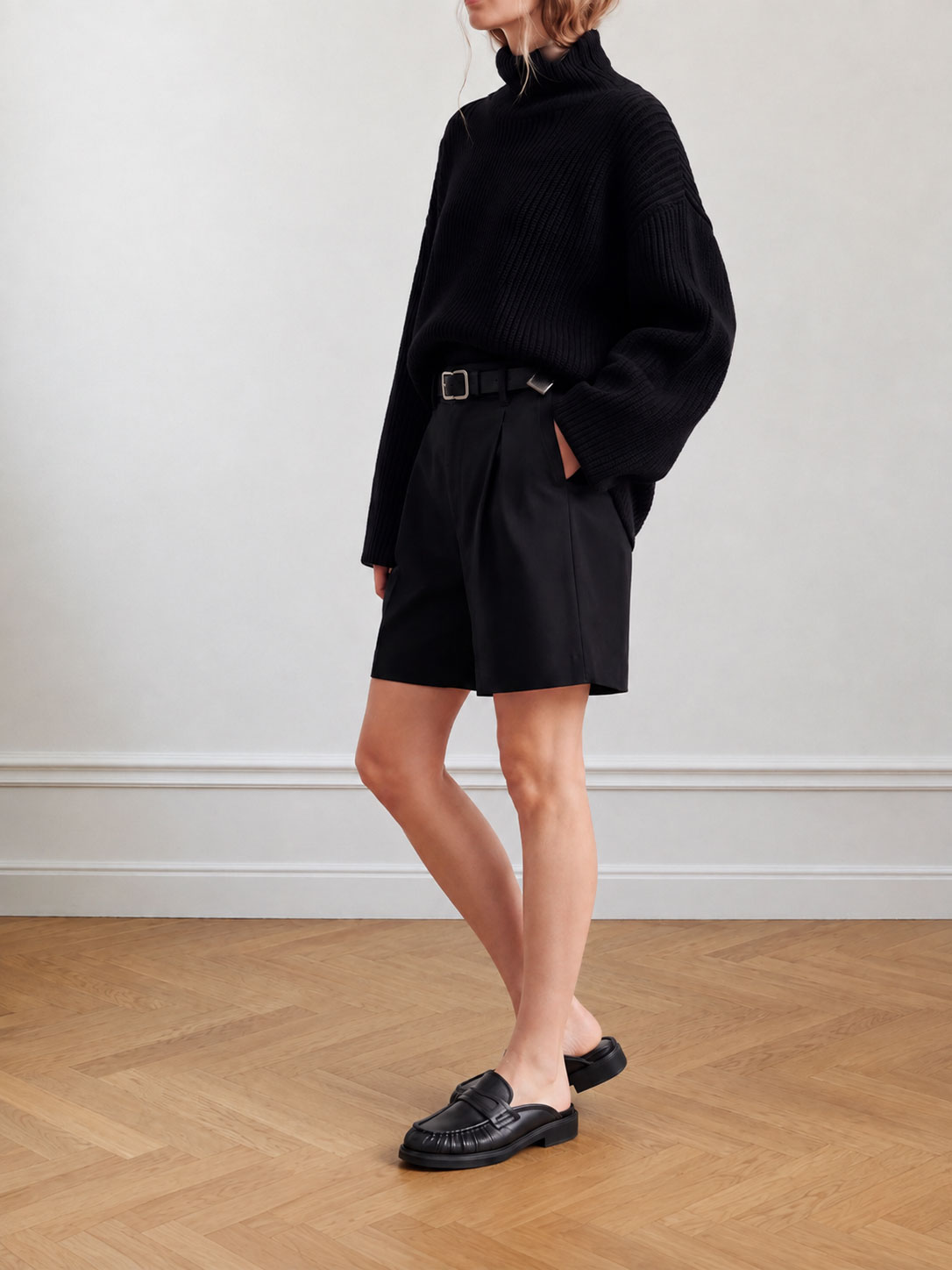 Jones Mule | Black Leather Slip-on for Women