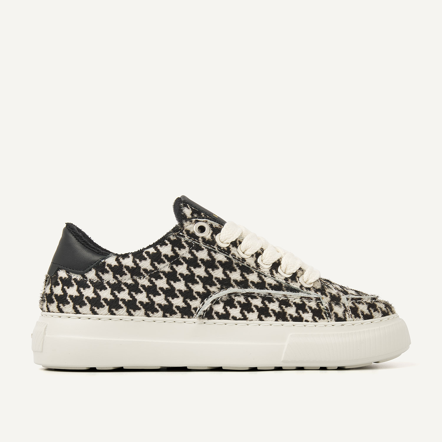 Caldera Tora | Zwart-witte Sneakers voor Dames