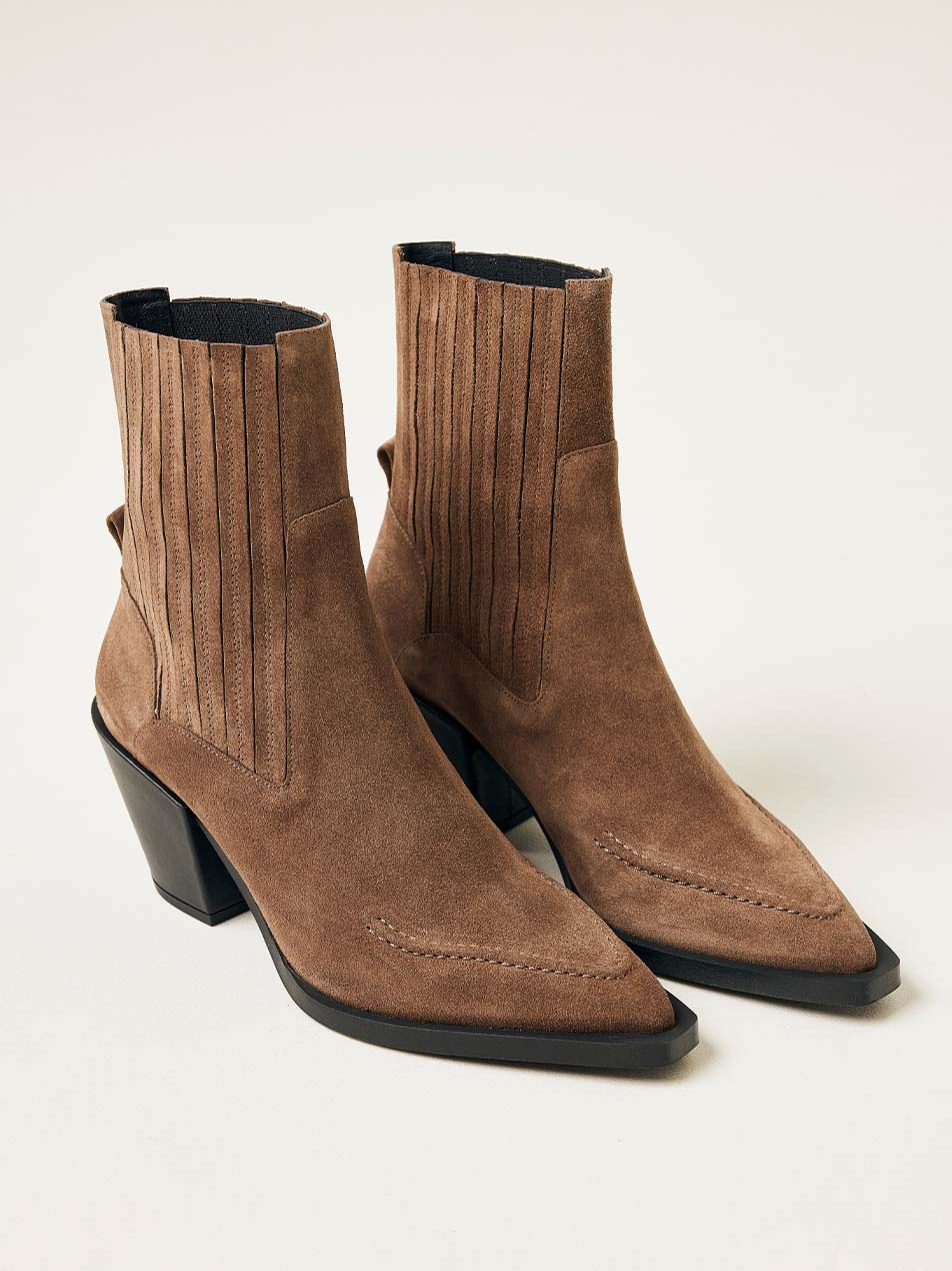 Suede shop beatle boots