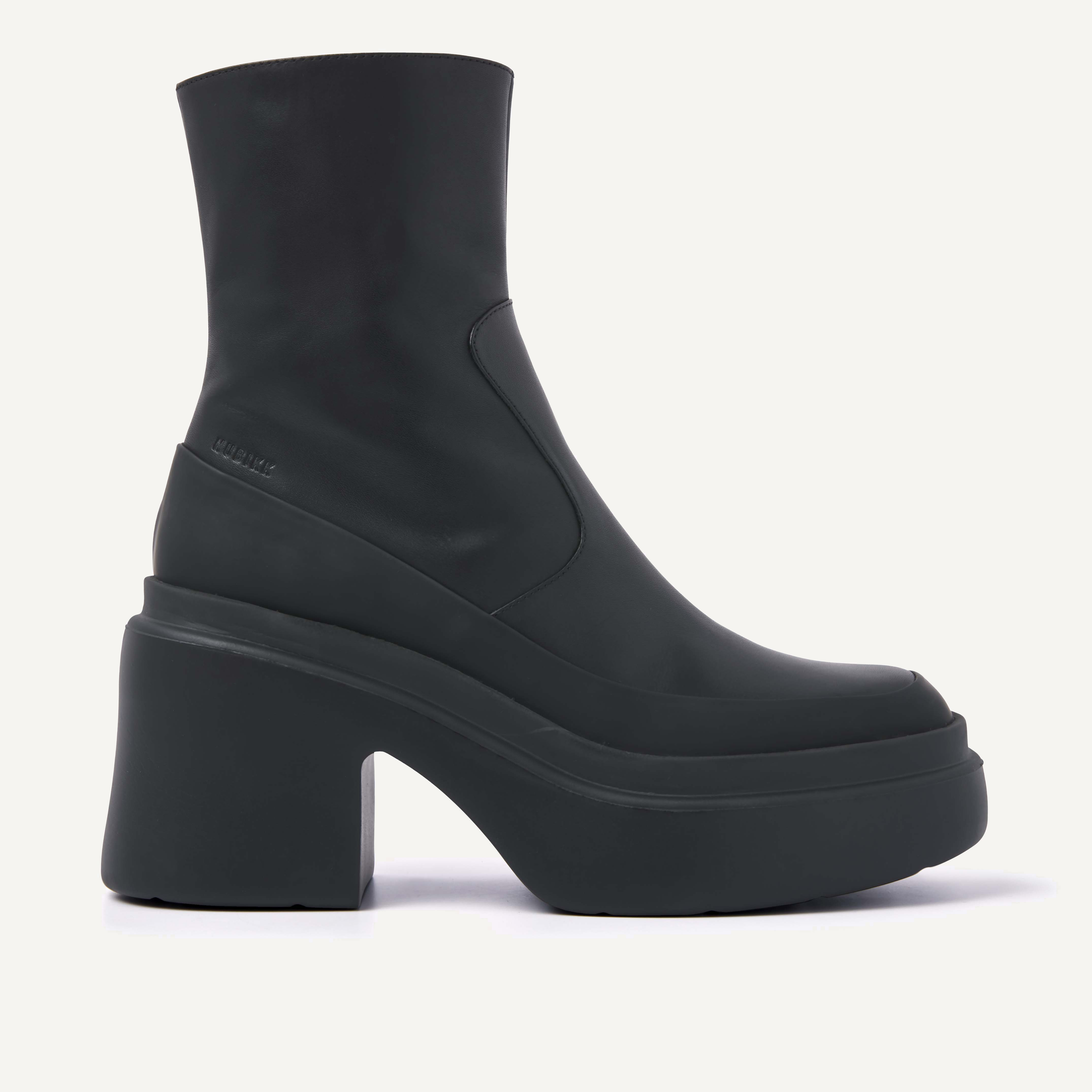 Venga Bootie | Black Boots for Women